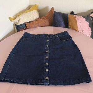 Universal Dark Blue Button-Front Denim Skirt
